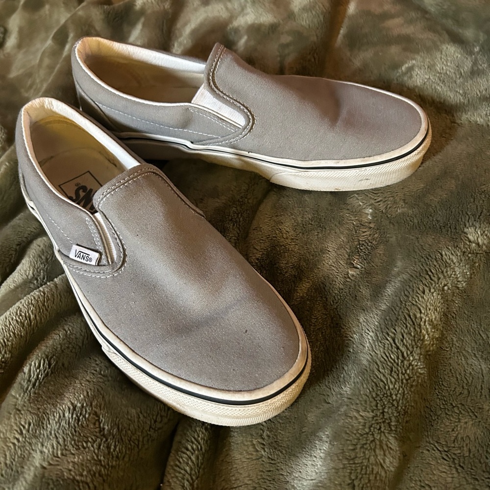 Vans Men's Classic Gray Slip-On Sneakers